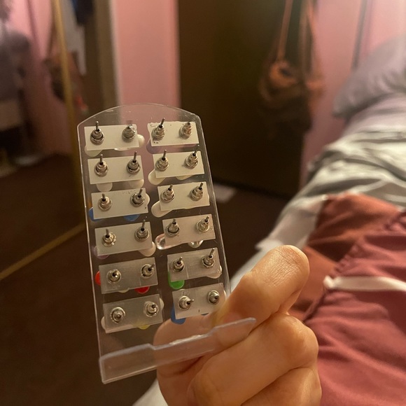 2 pharmacy pill earrings ! clear & yellow - Picture 3 of 3